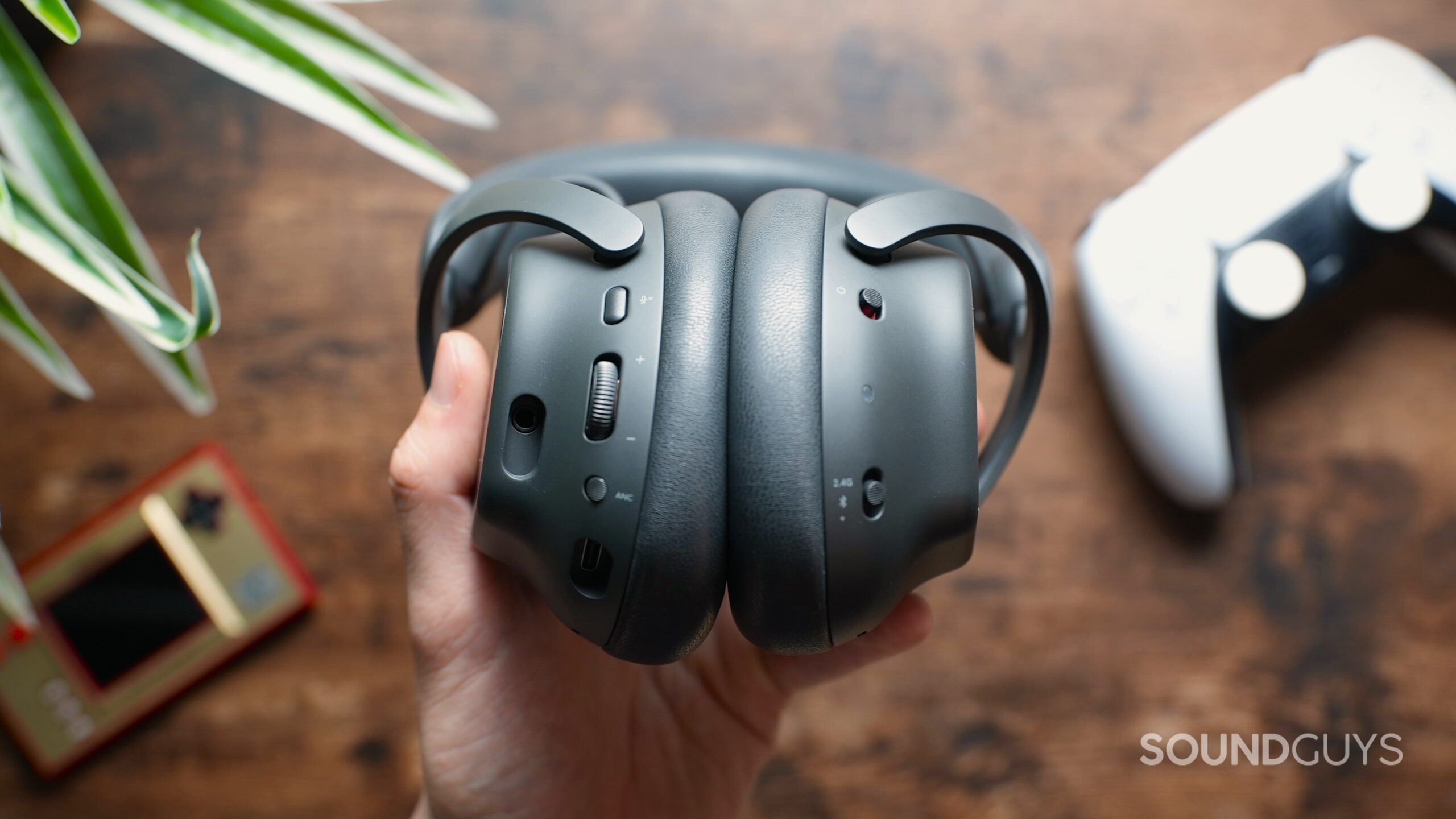 alienware pro headphone controls alienware pro headphone controls